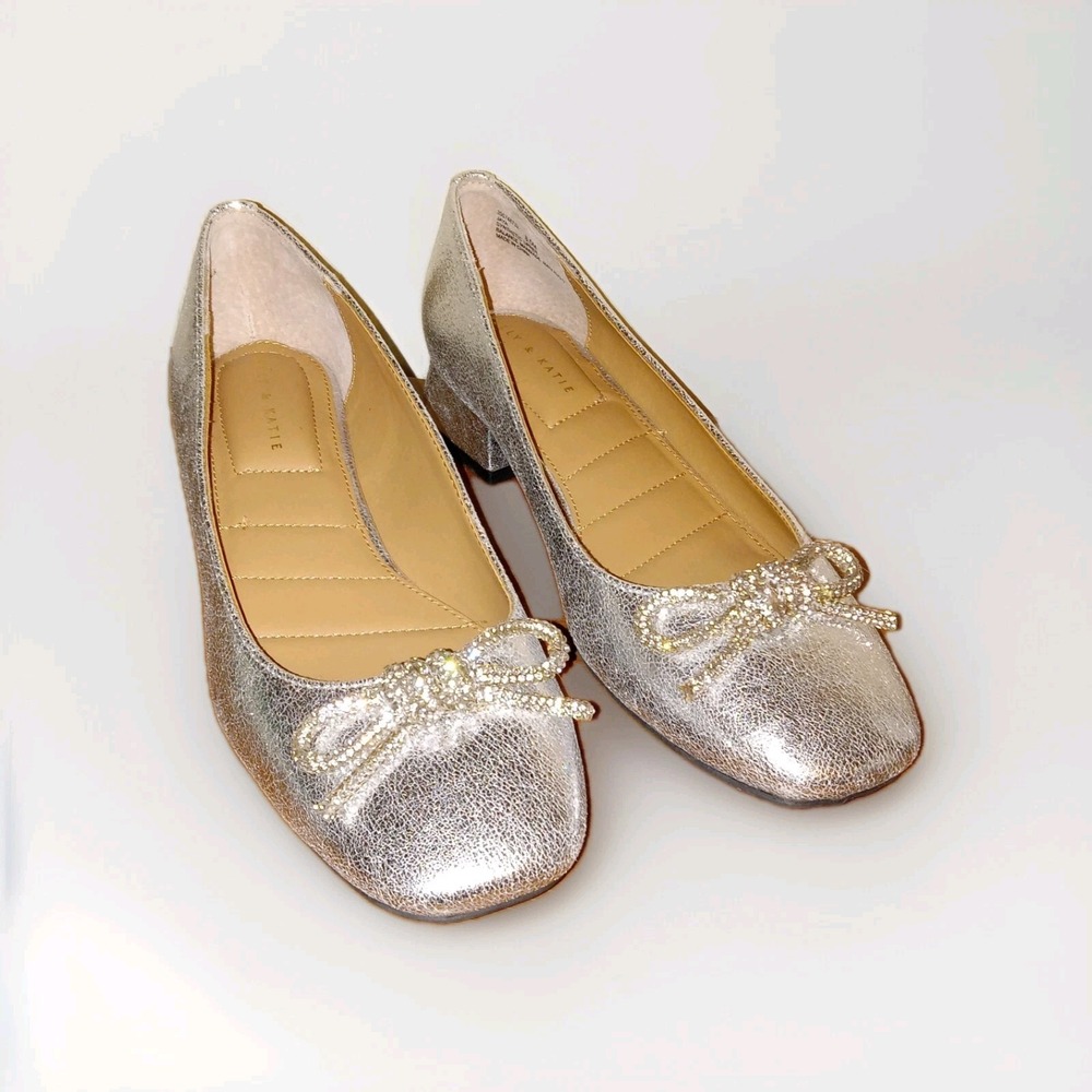 Kelly & Katie Block Heel Pumps Women 8.5M Silver Metallic Rhinestone Bow Shoes